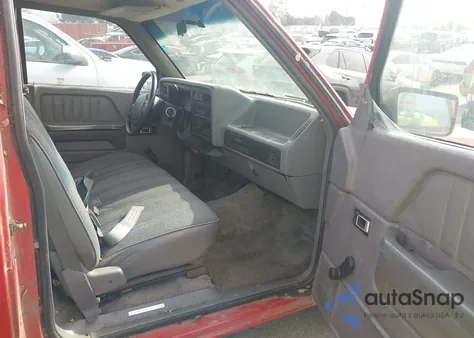 1994 Dodge Dakota from USA, damaged, VIN 1B7FL26X5RW130125